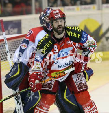 EBEL. Eishockey Bundesliga. KAC gegen EC Salzburg. SHANTZ Jeffery (KAC), PARISE Jordan (Salzburg). Klagenfurt, am 5.4.2009.
Foto: Kuess 

---
pressefotos, pressefotografie, kuess, qs, qspictures, sport, bild, bilder, bilddatenbank