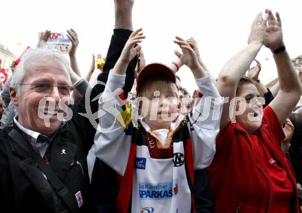 EBEL. Eishockey Bundesliga. KAC Meisterfeier. Fans. Klagenfurt, am 7.4.2009.
Foto: Kuess 

---
pressefotos, pressefotografie, kuess, qs, qspictures, sport, bild, bilder, bilddatenbank