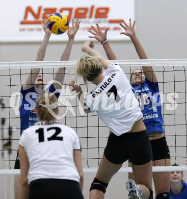 Volleyball. ATSC Wildcats gegen SVS Post. Kim Fletcher, Kerstin Pichler (Wildcats). Klagenfurt, 9.4.2009.
Foto: Kuess 

---
pressefotos, pressefotografie, kuess, qs, qspictures, sport, bild, bilder, bilddatenbank