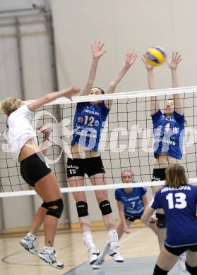 Volleyball. ATSC Wildcats gegen SVS Post. KOROBKOVA Natalia, Samira Mauch (Wildcats). Klagenfurt, 9.4.2009.
Foto: Kuess 

---
pressefotos, pressefotografie, kuess, qs, qspictures, sport, bild, bilder, bilddatenbank