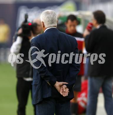 Fussball. Tipp3-Bundesliga. SK Austria Kelag Kaernten gegen LASK Linz. Hans Krankl (Linz). Klagenfurt, 11.4.2009. 
Foto: Kuess

---
pressefotos, pressefotografie, kuess, qs, qspictures, sport, bild, bilder, bilddatenbank