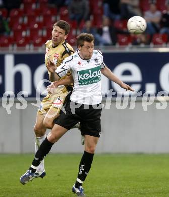 Fussball. Tipp3-Bundesliga. SK Austria Kelag Kaernten gegen LASK Linz. Schumacher, (Austria Kaernten), Davorin Kablar (Linz). Klagenfurt, 11.4.2009. 
Foto: Kuess

---
pressefotos, pressefotografie, kuess, qs, qspictures, sport, bild, bilder, bilddatenbank