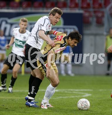 Fussball. Tipp3-Bundesliga. SK Austria Kelag Kaernten gegen LASK Linz. Schumacher, (Austria Kaernten), Ivica Vastic (Linz). Klagenfurt, 11.4.2009. 
Foto: Kuess

---
pressefotos, pressefotografie, kuess, qs, qspictures, sport, bild, bilder, bilddatenbank