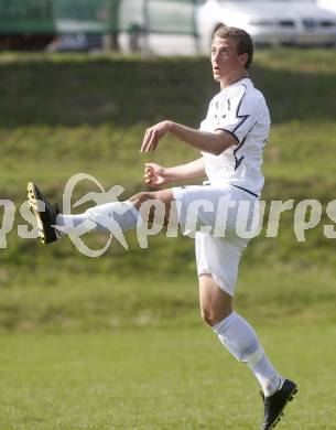 Fussball. Kaerntner Liga. SK Austria Kelag Kaernten 1b gegen SVG Bleiburg. Thomas Zankl  (Austria). Klagenfurt, am 11.4. 2009.
Foto: Kuess

---
pressefotos, pressefotografie, kuess, qs, qspictures, sport, bild, bilder, bilddatenbank