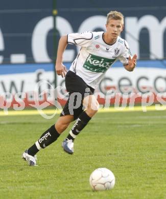 Fussball. Tipp3-Bundesliga. SK Austria Kelag Kaernten gegen LASK Linz. Thomas Hinum (Austria Kaernten). Klagenfurt, 11.4.2009. 
Foto: Kuess

---
pressefotos, pressefotografie, kuess, qs, qspictures, sport, bild, bilder, bilddatenbank