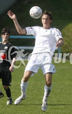 Fussball. Kaerntner Liga. SK Austria Kelag Kaernten 1b gegen SVG Bleiburg. Manuel Kollmann  (Austria). Klagenfurt, am 11.4. 2009.
Foto: Kuess

---
pressefotos, pressefotografie, kuess, qs, qspictures, sport, bild, bilder, bilddatenbank