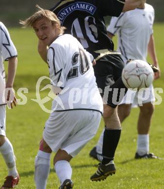 Fussball. Kaerntner Liga. SK Austria Kelag Kaernten 1b gegen SVG Bleiburg. Marcel Ritzmaier  (Austria). Klagenfurt, am 11.4. 2009.
Foto: Kuess

---
pressefotos, pressefotografie, kuess, qs, qspictures, sport, bild, bilder, bilddatenbank