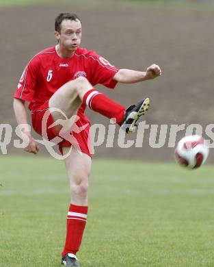 Fussball. Unterliga Ost. Koettmannsdorf gegen Ludmannsdorf. Weber Roman (Ludmannsdorf). Koettmannsdorf, 19.4.2009. 
Foto: Kuess

---
pressefotos, pressefotografie, kuess, qs, qspictures, sport, bild, bilder, bilddatenbank