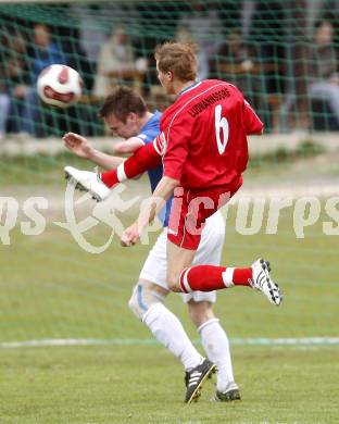 Fussball. Unterliga Ost. Koettmannsdorf gegen Ludmannsdorf. Poeck Martin (Koettmannsdorf), Rupp Oswin (Ludmannsdorf). Koettmannsdorf, 19.4.2009. 
Foto: Kuess

---
pressefotos, pressefotografie, kuess, qs, qspictures, sport, bild, bilder, bilddatenbank