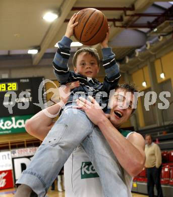 Basketball Bundesliga. Woerthersee Piraten gegen UBSC Graz. Rasid Mahalbasic (Piraten).  Klagenfurt, 19.4.2009
Foto: Kuess

---
pressefotos, pressefotografie, kuess, qs, qspictures, sport, bild, bilder, bilddatenbank