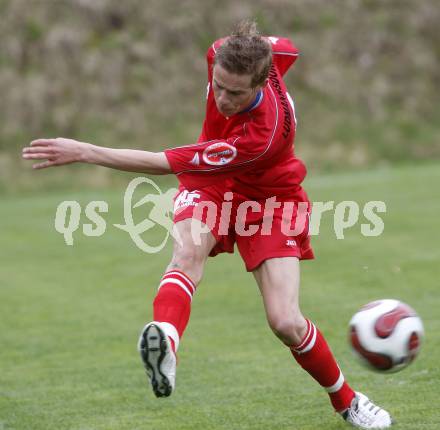 Fussball. Unterliga Ost. Koettmannsdorf gegen Ludmannsdorf. Rupp Oswin (Ludmannsdorf). Koettmannsdorf, 19.4.2009. 
Foto: Kuess

---
pressefotos, pressefotografie, kuess, qs, qspictures, sport, bild, bilder, bilddatenbank