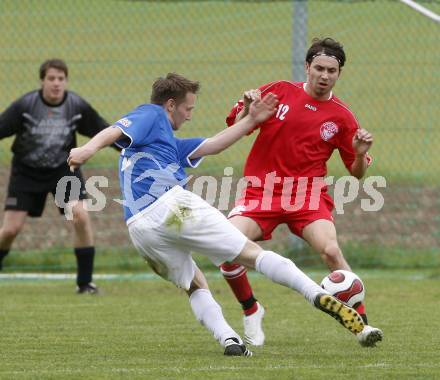 Fussball. Unterliga Ost. Koettmannsdorf gegen Ludmannsdorf. Pesjak Michael (Koettmannsdorf), Kozel Juergen (Ludmannsdorf). Koettmannsdorf, 19.4.2009. 
Foto: Kuess

---
pressefotos, pressefotografie, kuess, qs, qspictures, sport, bild, bilder, bilddatenbank