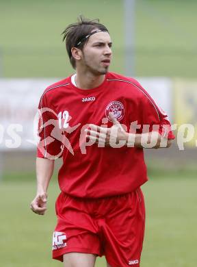 Fussball. Unterliga Ost. Koettmannsdorf gegen Ludmannsdorf. Kozel Juergen (Ludmannsdorf). Koettmannsdorf, 19.4.2009. 
Foto: Kuess

---
pressefotos, pressefotografie, kuess, qs, qspictures, sport, bild, bilder, bilddatenbank