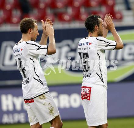 Fussball. Tipp3-Bundesliga. SK Austria Kelag Kaernten gegen SCR Altach. Manuel Ortlechner, Christian Prawda (Austria Kaernten). Klagenfurt, 25.4.2009. 
Foto: Kuess

---
pressefotos, pressefotografie, kuess, qs, qspictures, sport, bild, bilder, bilddatenbank