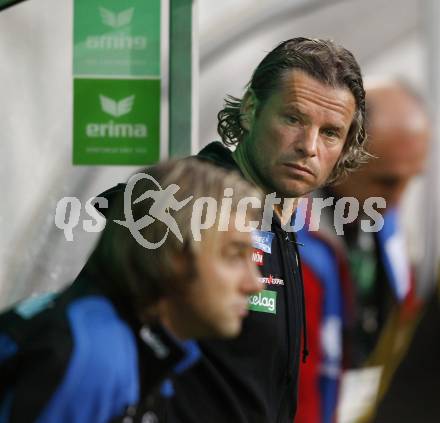 Fussball. Tipp3-Bundesliga. SK Austria Kelag Kaernten gegen SCR Altach. Trainer Frenkie Schinkels (Austria Kaernten). Klagenfurt, 25.4.2009. 
Foto: Kuess

---
pressefotos, pressefotografie, kuess, qs, qspictures, sport, bild, bilder, bilddatenbank