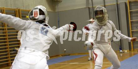 Fechten. Saebel Weltcup. Melis Ercetin (GER), Laura Friedl (AUT). Klagenfurt, am 2.5.2009.
Foto: Kuess
---
pressefotos, pressefotografie, kuess, qs, qspictures, sport, bild, bilder, bilddatenbank