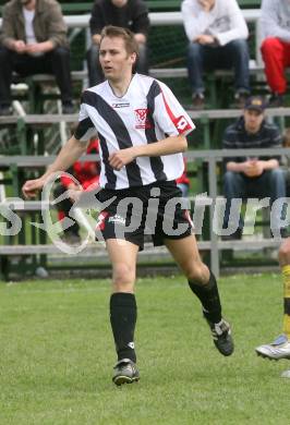 Fussball 1. Klasse B. SV Falle Maria Gail gegen ESV Admira Villach. Alexander Brachmaier (Admira Villach). Maria Gail, am 3.5.2009.
Foto: Kuess
---
pressefotos, pressefotografie, kuess, qs, qspictures, sport, bild, bilder, bilddatenbank