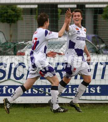 Fussball Regionalliga. SAK gegen St. Florian. Torjubel SAK. Klagenfurt, 2.5.2009. 
Foto: Kuess

---
pressefotos, pressefotografie, kuess, qs, qspictures, sport, bild, bilder, bilddatenbank