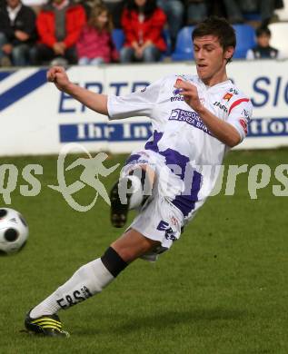 Fussball Regionalliga. SAK gegen St. Florian. Aleksic Darjan (SAK). Klagenfurt, 2.5.2009. 
Foto: Kuess

---
pressefotos, pressefotografie, kuess, qs, qspictures, sport, bild, bilder, bilddatenbank