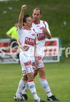 Fussball. Regionalliga. SV Feldkirchen gegen GAK. Torjubel Daniel Scuetz, Hannes Toth (GAK). Feldkirchen, 8.5.2009. 
Foto: Kuess 

---
pressefotos, pressefotografie, kuess, qs, qspictures, sport, bild, bilder, bilddatenbank