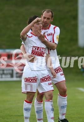 Fussball. Regionalliga. SV Feldkirchen gegen GAK. Torjubel Daniel Schuetz, Hannes Toth (GAK). Feldkirchen, 8.5.2009. 
Foto: Kuess 

---
pressefotos, pressefotografie, kuess, qs, qspictures, sport, bild, bilder, bilddatenbank