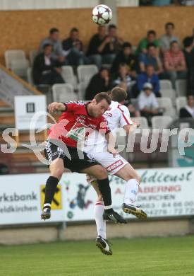 Fussball. Regionalliga. SV Feldkirchen gegen GAK. Florian Oberrisser (Feldkirchen), Hannes Toth (GAK). Feldkirchen, 8.5.2009. 
Foto: Kuess 

---
pressefotos, pressefotografie, kuess, qs, qspictures, sport, bild, bilder, bilddatenbank