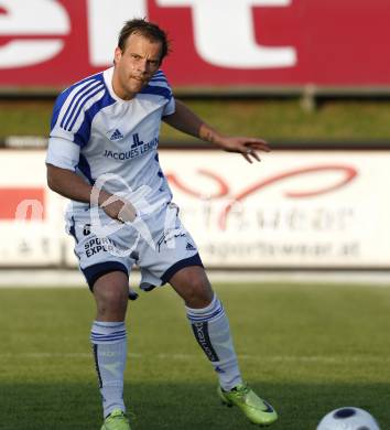 Fussball. Regionalliga. FC St. Veit gegen FC Blau-Weiss Linz. Martin Wakonig (St. Veit). St. Veit, 8.5.2009. 
Foto: Kuess 

---
pressefotos, pressefotografie, kuess, qs, qspictures, sport, bild, bilder, bilddatenbank