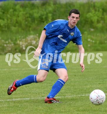 Fussball. Kaerntner Liga. SK Austria Kelag Kärnten 1b gegen VSV. Fina Patrick   (VSV). Poggersdorf, 9.5.2009. 
Foto: Kuess

---
pressefotos, pressefotografie, kuess, qs, qspictures, sport, bild, bilder, bilddatenbank