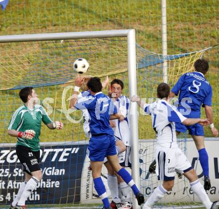 Fussball. Regionalliga. FC St. Veit gegen FC Blau-Weiß Linz. Tor fuer Linz. St. Veit, 8.5.2009. 
Foto: Kuess 

---
pressefotos, pressefotografie, kuess, qs, qspictures, sport, bild, bilder, bilddatenbank