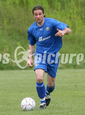 Fussball. Kaerntner Liga. SK Austria Kelag Kärnten 1b gegen VSV. Schuri Arno (VSV). Poggersdorf, 9.5.2009. 
Foto: Kuess

---
pressefotos, pressefotografie, kuess, qs, qspictures, sport, bild, bilder, bilddatenbank