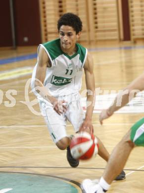 Basketball Kaerntner Liga. Finale. Woerthersee Piraten gegen KOS. Simon Bachlechner (Piraten). Klagenfurt, am 10.5.2009.
Foto: Kuess
---
pressefotos, pressefotografie, kuess, qs, qspictures, sport, bild, bilder, bilddatenbank