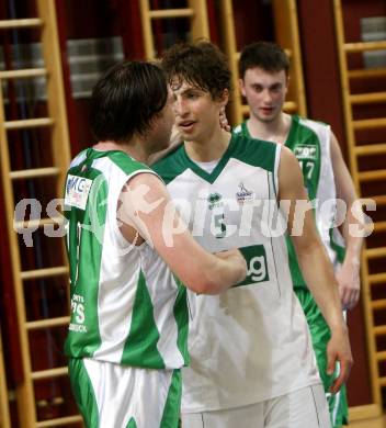 Basketball Kaerntner Liga. Finale. Woerthersee Piraten gegen KOS.  Jubel SCHAAL Sebastian (Piraten). Klagenfurt, 10.5.2009.
Foto: Kuess

---
pressefotos, pressefotografie, kuess, qs, qspictures, sport, bild, bilder, bilddatenbank