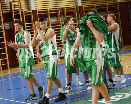 Basketball Kaerntner Liga. Finale. Woerthersee Piraten gegen KOS.  Enttaeuscht (KOS). Klagenfurt, 10.5.2009.
Foto: Kuess

---
pressefotos, pressefotografie, kuess, qs, qspictures, sport, bild, bilder, bilddatenbank