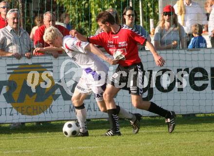 Fussball Regionalliga. SAK gegen SV Feldkirchen. Rene Partl (SAK), David Hebenstreit (Feldkirchen). Klagenfurt, am 16.5.2009.
Foto: Kuess
---
pressefotos, pressefotografie, kuess, qs, qspictures, sport, bild, bilder, bilddatenbank