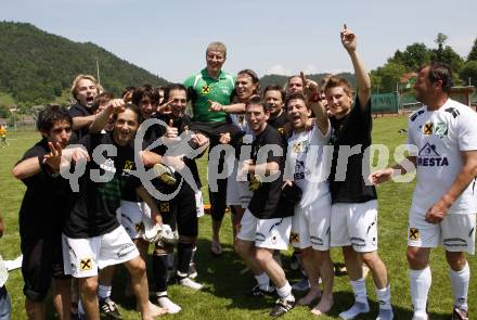 Fussball. Kaerntner Liga. SV ASKÖ Sittersdorf gegen SC St. Stefan/Lav., Jubel Meister St. Stefan/Lav.. Sittersdorf, 21.5.2009. 
Foto: Kuess

---
pressefotos, pressefotografie, kuess, qs, qspictures, sport, bild, bilder, bilddatenbank