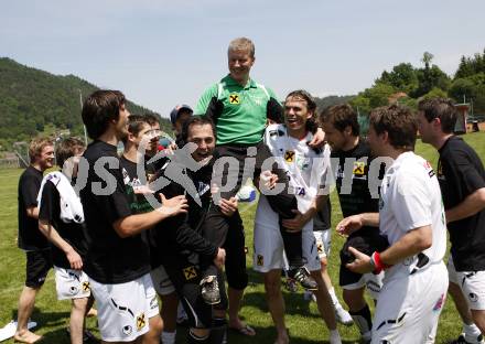 Fussball. Kaerntner Liga. SV ASKÖ Sittersdorf gegen SC St. Stefan/Lav., Jubel Meister St. Stefan/Lav.. Sittersdorf, 21.5.2009. 
Foto: Kuess

---
pressefotos, pressefotografie, kuess, qs, qspictures, sport, bild, bilder, bilddatenbank