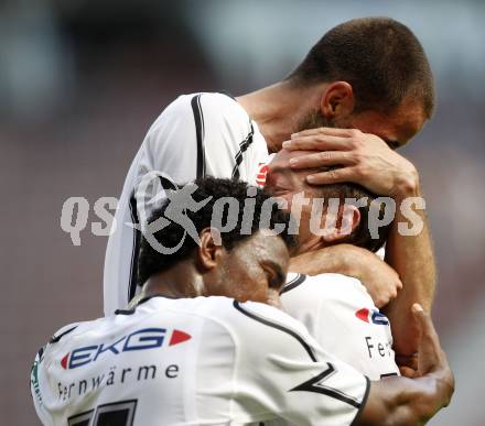 Fussball. Tipp3-Bundesliga. SK Austria Kelag Kaernten gegen SV Josko Ried. Torjubel Oliver Pusztai, Manuel Ortlechner, Sandro (Austria Kaernten).  Klagenfurt, 21.5.2009. 
Copyright Agentur Diener/Kuess
Marktgasse 3-7/4/5/21
A-1090 Wien Austria
Telefax +43 1 955 32 35
Mobil +43 676 629 98 51
Bank Austria
Bank Nr. 12000
Account Nr. 00712 223 783
e-mail: agentur@diener.at
Datenbank: www.diener.at
ImageArchivist Demo
---
pressefotos, pressefotografie, kuess, qs, qspictures, sport, bild, bilder, bilddatenbank