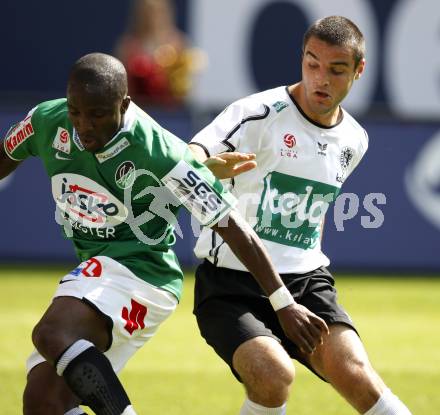 Fussball. Tipp3-Bundesliga. SK Austria Kelag Kaernten gegen SV Josko Ried. Marco Salvatore (Austria Kaernten), Pa Saikou Kujabi (Ried).  Klagenfurt, 21.5.2009. 
Foto: Kuess

---
pressefotos, pressefotografie, kuess, qs, qspictures, sport, bild, bilder, bilddatenbank