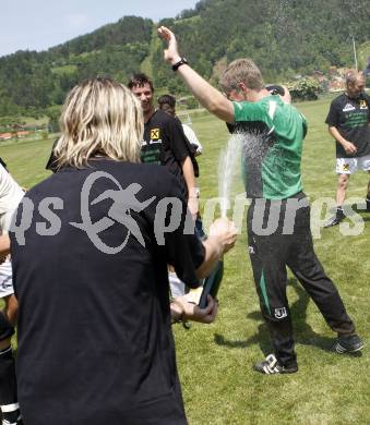 Fussball. Kaerntner Liga. SV ASKÖ Sittersdorf gegen SC St. Stefan/Lav., Jubel Meister St. Stefan/Lav.. Sittersdorf, 21.5.2009. 
Foto: Kuess

---
pressefotos, pressefotografie, kuess, qs, qspictures, sport, bild, bilder, bilddatenbank