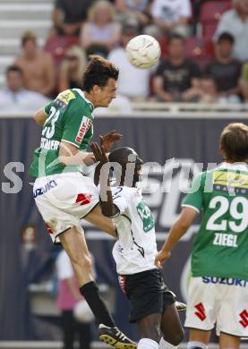 Fussball. Tipp3-Bundesliga. SK Austria Kelag Kaernten gegen SV Josko Ried. Modou Jagne, (Austria Kaernten), Thomas Burgstaller (Ried).  Klagenfurt, 21.5.2009. 
Foto: Kuess

---
pressefotos, pressefotografie, kuess, qs, qspictures, sport, bild, bilder, bilddatenbank