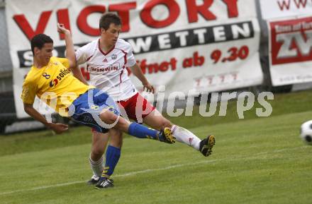 Fussball Kaerntner Liga. SV ASKOE Sittersdorf gegen FC WR Nussdorf/Debant. Admir Hadzisulejmanovic (Sittersdorf), Marcel Holzer (Nussdorf). Sittersdorf, am 30.5.2009.
Foto: Kuess
---
pressefotos, pressefotografie, kuess, qs, qspictures, sport, bild, bilder, bilddatenbank