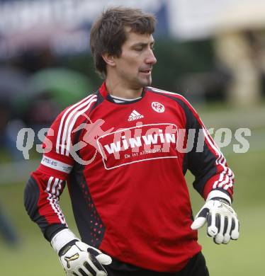 Fussball Kaerntner Liga. SV ASKOE Sittersdorf gegen FC WR Nussdorf/Debant. Daniel HUber (Nussdorf). Sittersdorf, am 30.5.2009.
Foto: Kuess
---
pressefotos, pressefotografie, kuess, qs, qspictures, sport, bild, bilder, bilddatenbank