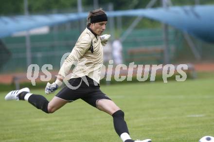 Fussball Kaerntner Liga. SV ASKOE Sittersdorf gegen FC WR Nussdorf/Debant. Harald Wogrin (Sittersdorf). Sittersdorf, am 30.5.2009.
Foto: Kuess
---
pressefotos, pressefotografie, kuess, qs, qspictures, sport, bild, bilder, bilddatenbank