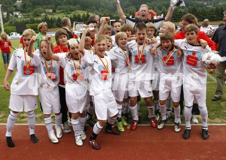 Fussball. Schuelerliga Finale. Spiel um Platz 1.  BG Lerchenfeld gegen SHS Spittal/Drau. Jubel (SHS Spittal). Wolfsberg, am 4.6.2009.
Foto: Kuess
---
pressefotos, pressefotografie, kuess, qs, qspictures, sport, bild, bilder, bilddatenbank