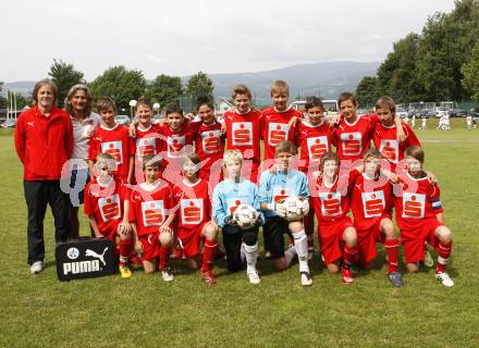 Fussball. Schuelerliga Finale. Spiel um Platz 1. Mannschaftsfoto BG Lerchenfeld. Wolfsberg, am 4.6.2009.
Foto: Kuess
---
pressefotos, pressefotografie, kuess, qs, qspictures, sport, bild, bilder, bilddatenbank