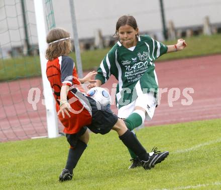 Fussball. Girlies Cup Finale. Feldkirchen, 6.6.2009. Foto: Kuess
---
pressefotos, pressefotografie, kuess, qs, qspictures, sport, bild, bilder, bilddatenbank