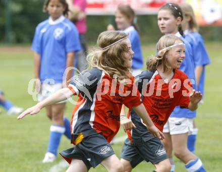 Fussball. Girlies Cup Finale. Feldkirchen, 6.6.2009. 
Foto: Kuess
---
pressefotos, pressefotografie, kuess, qs, qspictures, sport, bild, bilder, bilddatenbank