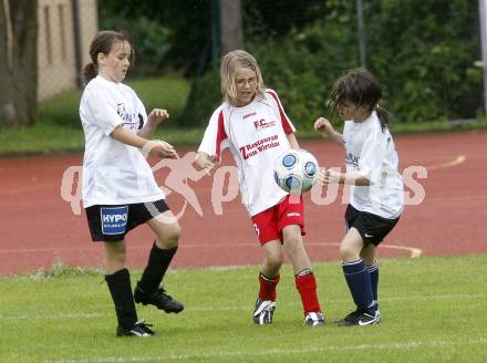 Fussball. Girlies Cup Finale. Feldkirchen, 6.6.2009. Foto: Kuess
---
pressefotos, pressefotografie, kuess, qs, qspictures, sport, bild, bilder, bilddatenbank