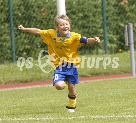 Fussball. Girlies Cup Finale. Feldkirchen, 6.6.2009. Foto: Kuess
---
pressefotos, pressefotografie, kuess, qs, qspictures, sport, bild, bilder, bilddatenbank