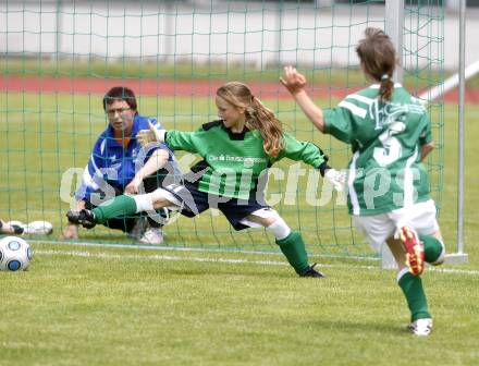 Fussball. Girlies Cup Finale. Feldkirchen, 6.6.2009. Foto: Kuess
---
pressefotos, pressefotografie, kuess, qs, qspictures, sport, bild, bilder, bilddatenbank